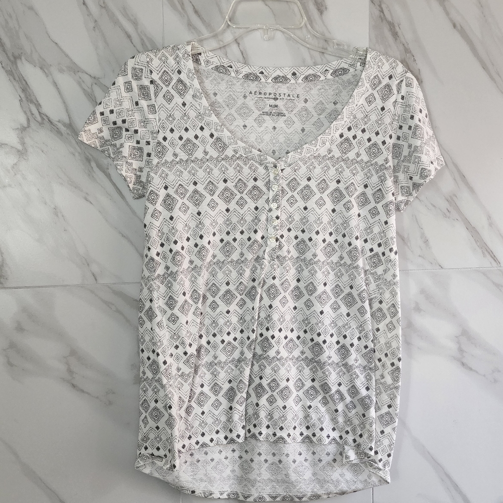 Aeropostale - Print Shirt